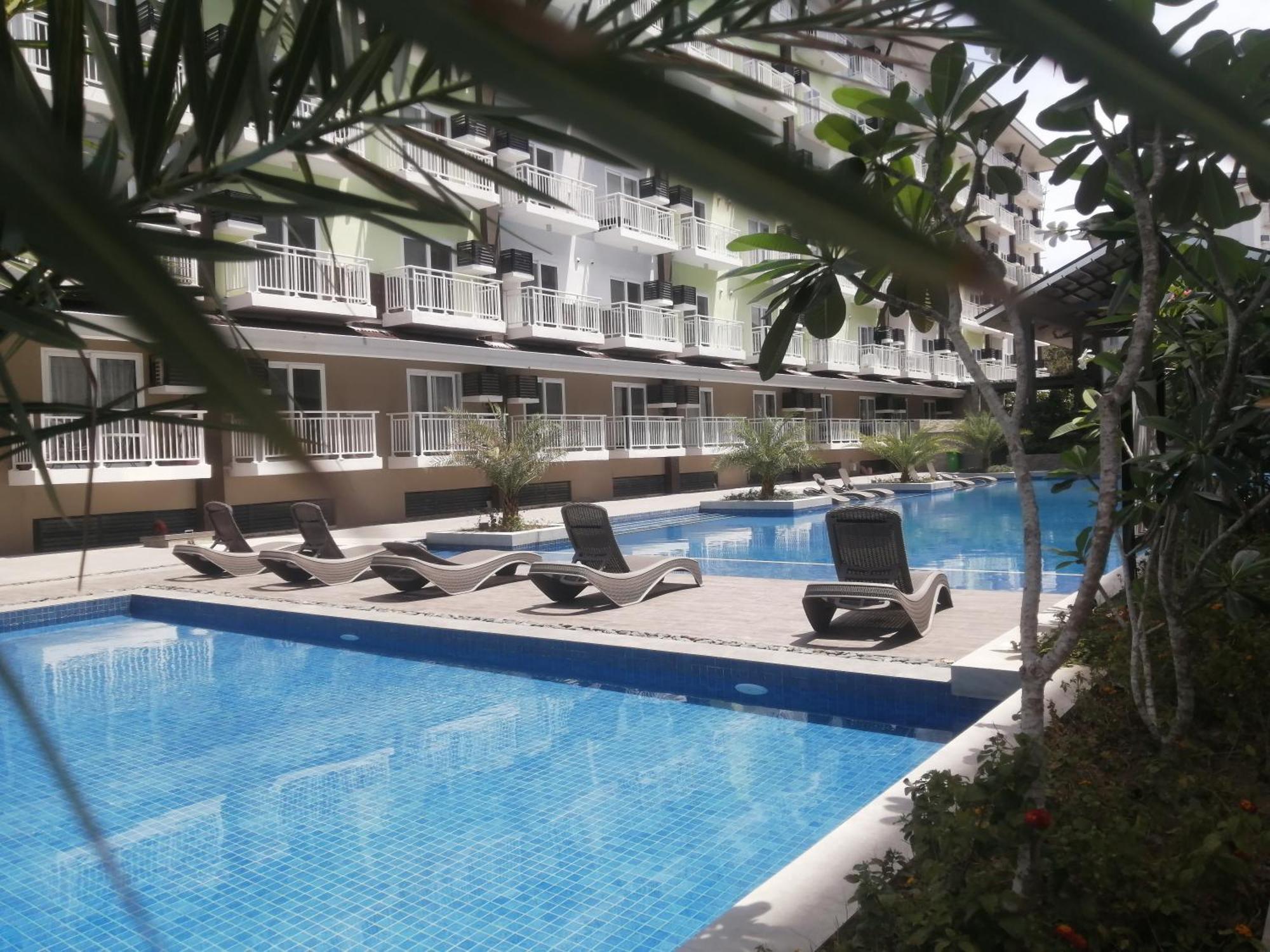 Condo Azur Suites A326 Amani Resorts Residences , 5 Minutes Airport, Netflix, Stylish, Cozy With Luxurious Swimming Pool Lapu-Lapu City Buitenkant foto