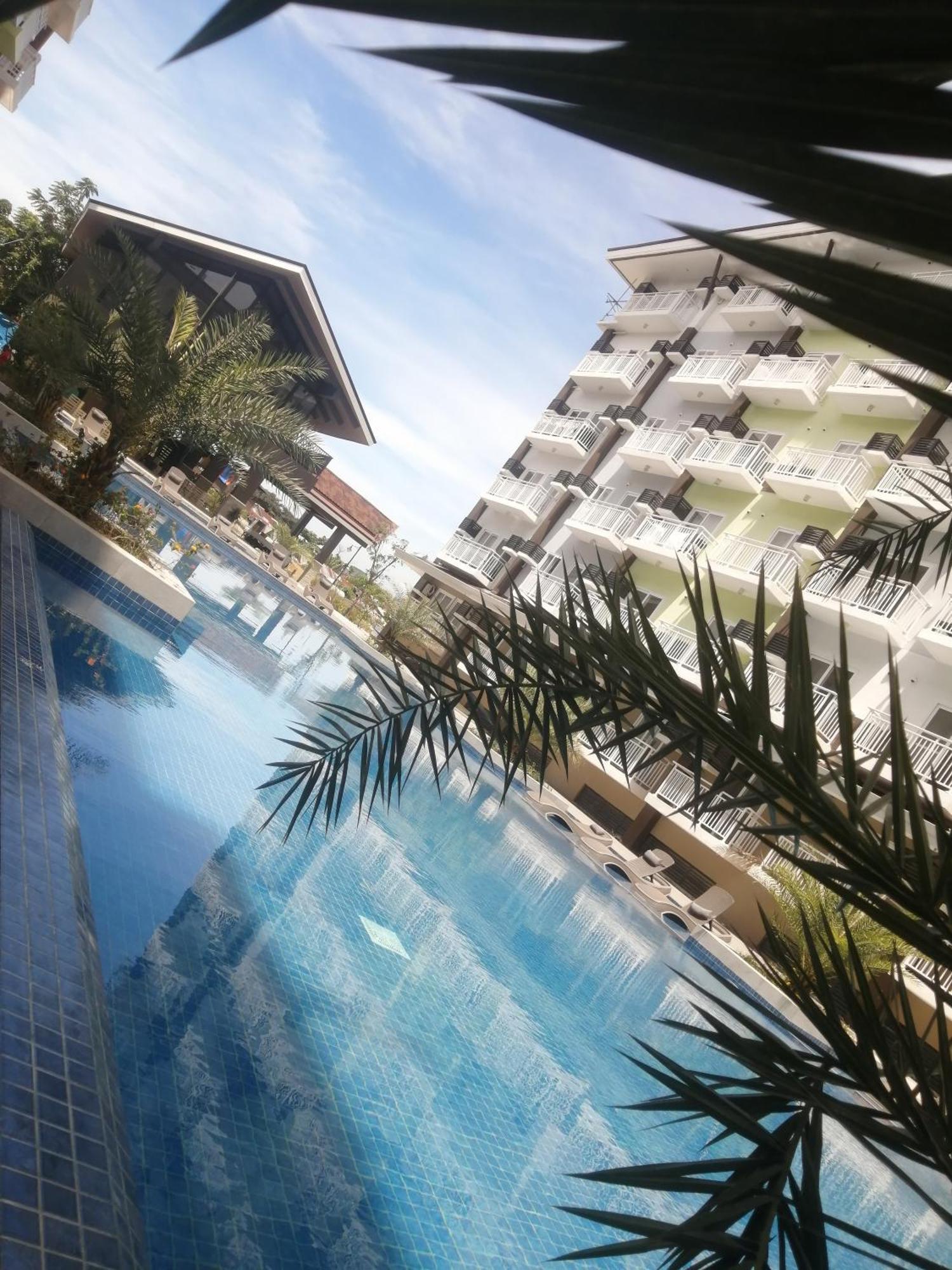 Condo Azur Suites A326 Amani Resorts Residences , 5 Minutes Airport, Netflix, Stylish, Cozy With Luxurious Swimming Pool Lapu-Lapu City Buitenkant foto