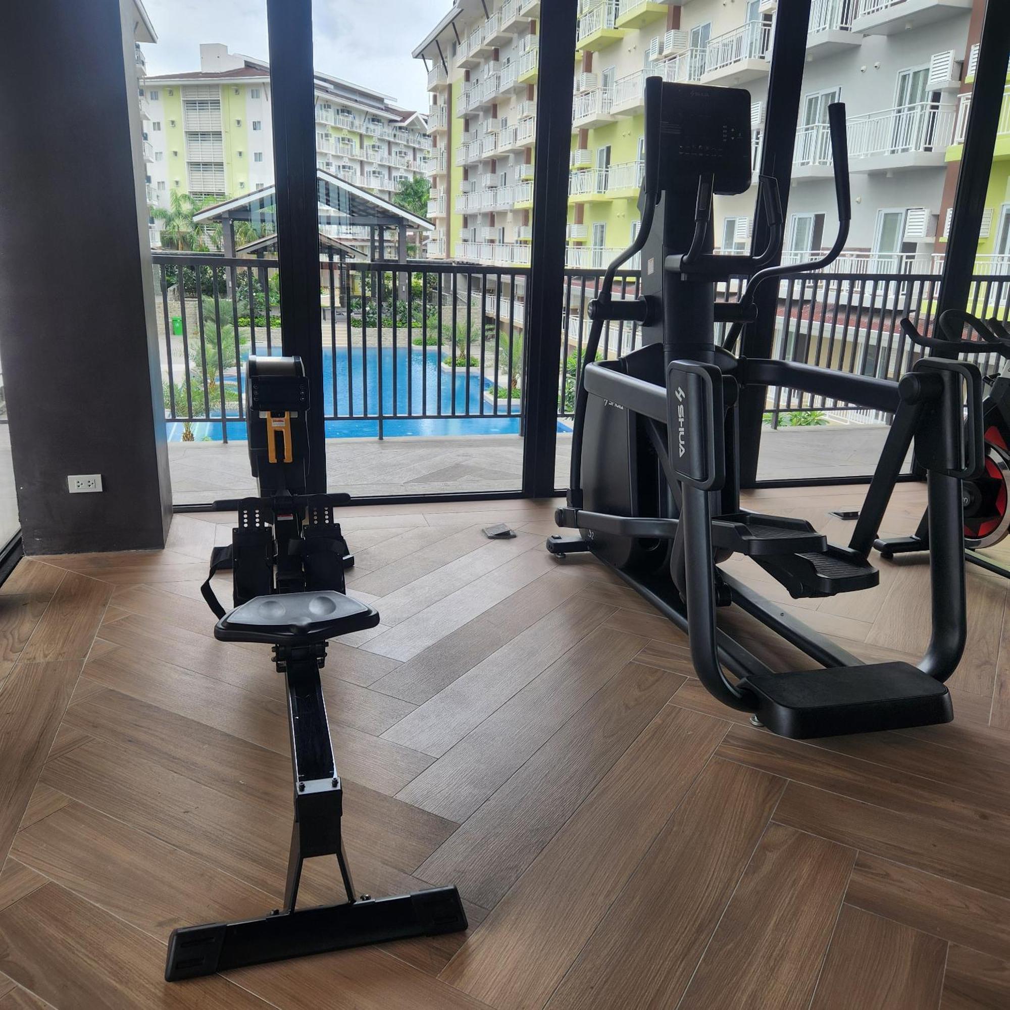 Condo Azur Suites A326 Amani Resorts Residences , 5 Minutes Airport, Netflix, Stylish, Cozy With Luxurious Swimming Pool Lapu-Lapu City Buitenkant foto